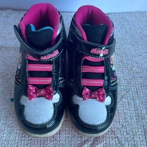 Disney Minnie Mouse Pink Sneaker Size 8